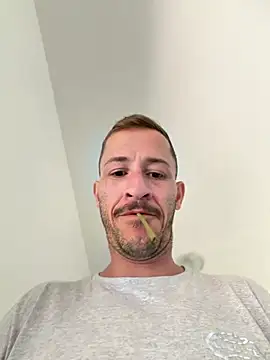 Lucasjandre online show from 07/21/26, 12:07