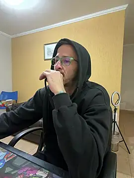 Lucasjandre online show from 07/28/26, 12:51