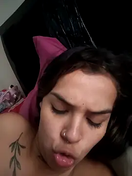 top latina milk online show from 11/10/25, 08:19