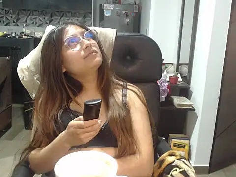 amatista katzenn online show from 02/06/26, 03:33