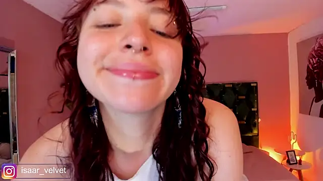 Velvet Dreamss online show from 04/02/26, 11:30