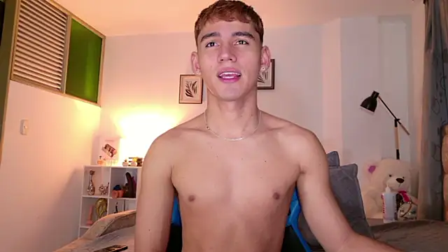 estebanperez 26 online show from 03/16/26, 10:41