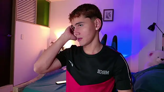 estebanperez 26 online show from 03/20/26, 10:31