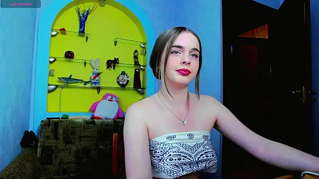 AlicaLOVEalisa777 online show from 05/20/26, 06:36