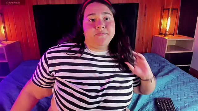 Candy lovelly online show from 11/24/25, 07:02