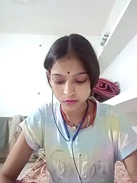 Snapshot of Mohnicute chatting on 05/06/26, 07:30 Mohnicute online show from 05/06/26, 07:30