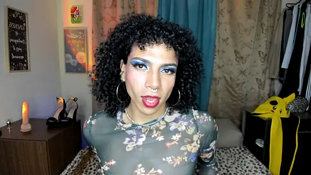 Angel White25 online show from 05/20/26, 01:12