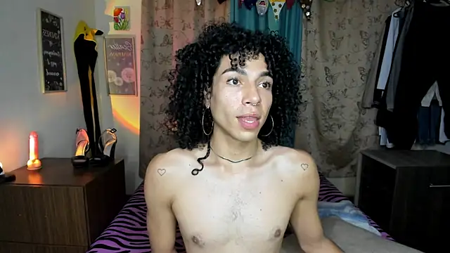 Angel White25 online show from 07/11/26, 10:33