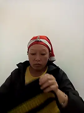 girl-hot2x online show from 11/16/25, 11:49