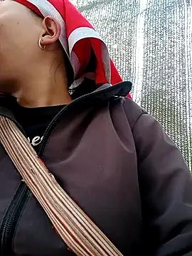 girl-hot2x online show from 01/11/26, 07:02