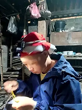 girl-hot2x online show from 04/26/26, 01:47