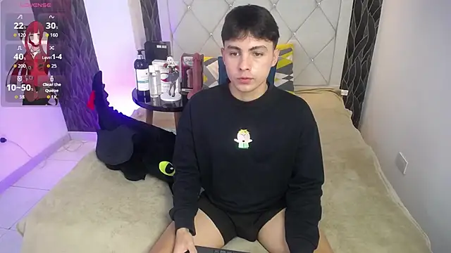 Samu FoXXX online show from 12/15/25, 08:24