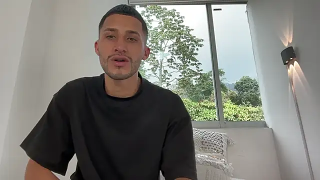 MrandMrsRivas online show from 12/22/25, 06:38