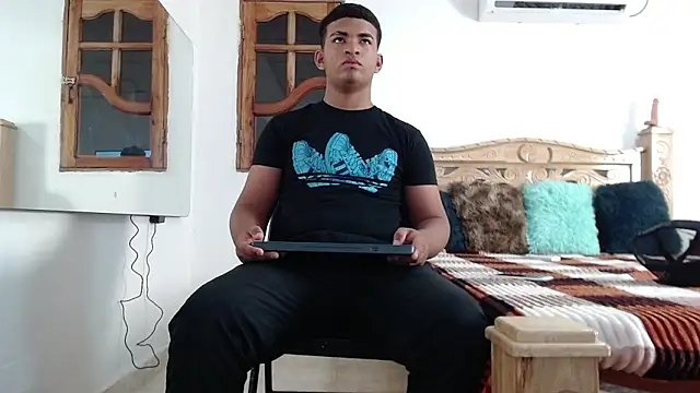 mathews    online show from 11/24/25, 01:49