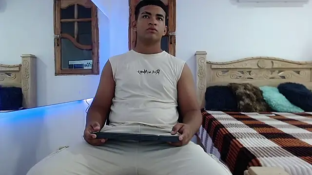 mathews    online show from 11/25/25, 02:22