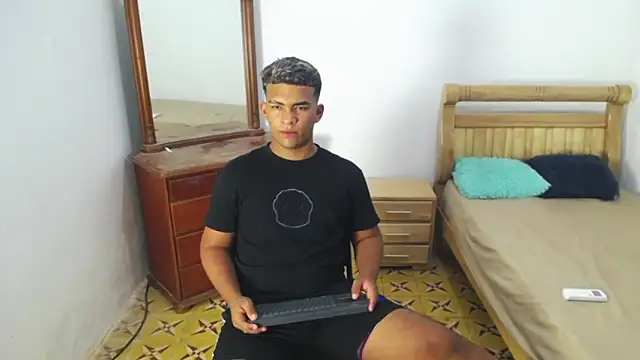 mathews    online show from 12/18/25, 03:01