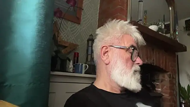 LeatherSdaddy online show from 11/29/25, 10:07