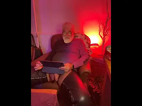 LeatherSdaddy online show from 01/06/26, 05:49