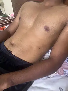 secret-boy12 online show from 11/19/25, 07:25