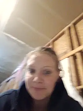 SquirtFlirtAlert online show from 02/05/26, 09:30