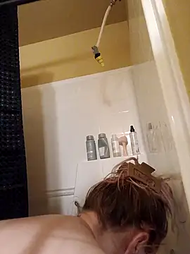 SquirtFlirtAlert online show from 04/04/26, 11:51