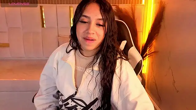 Juliana Tx online show from 02/26/26, 02:43