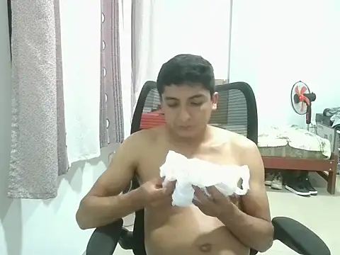 romdem online show from 03/05/26, 03:57