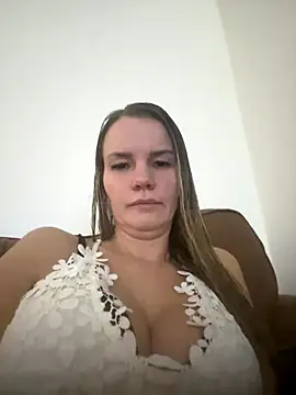 Cutebrowneyes  online show from 12/15/25, 11:20