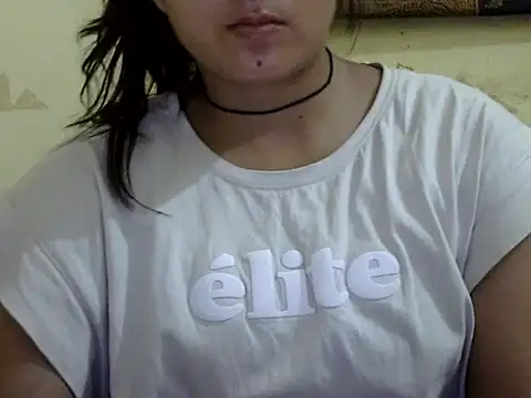 Snapshot of Anika_Singh chatting on 04/25/26, 02:58 Anika Singh online show from 04/25/26, 02:58