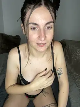 AuroraAllure 27 online show from 11/21/25, 05:33