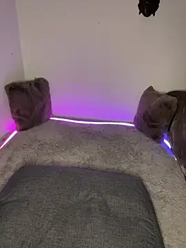 AuroraAllure 27 online show from 03/19/26, 07:07