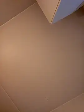 Body1978 M online show from 11/11/25, 01:00