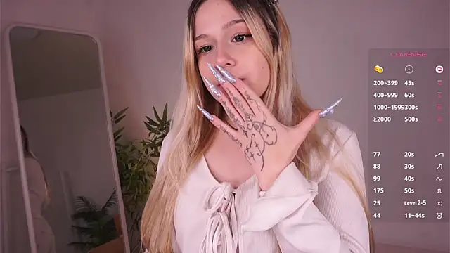 Love audirs6 online show from 12/16/25, 12:43