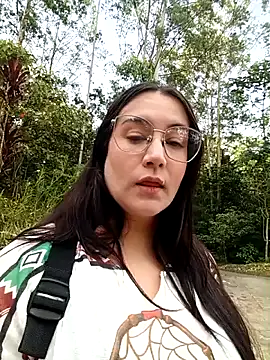 Snapshot of SaloGray8 chatting on 07/08/26, 12:31 SaloGray8 online show from 07/08/26, 12:31