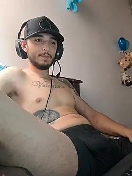 mohamedkarimm online show from 07/24/26, 05:44