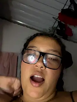 PetiteKattia online show from 01/19/26, 04:49