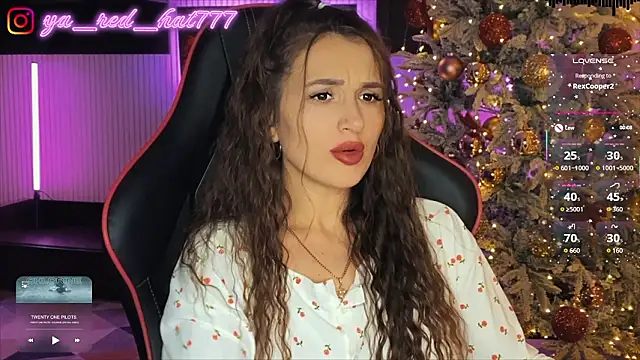 Snapshot of -RED_HAT- chatting on 02/02/26, 08:18 -RED HAT- online show from 02/02/26, 08:18