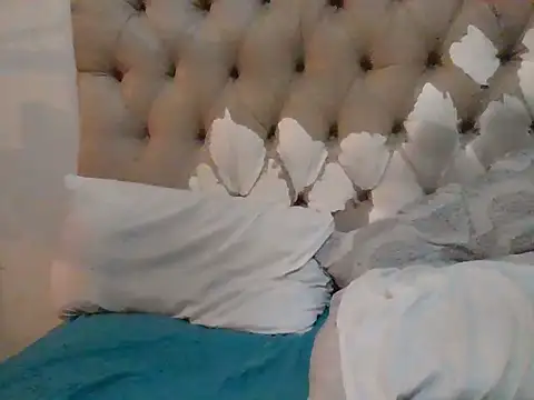 Snapshot of Tyrod30 chatting on 11/15/25, 05:20 Tyrod30 online show from 11/15/25, 05:20