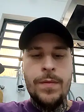 Snapshot of br_costa chatting on 11/13/25, 05:34 br costa online show from 11/13/25, 05:34