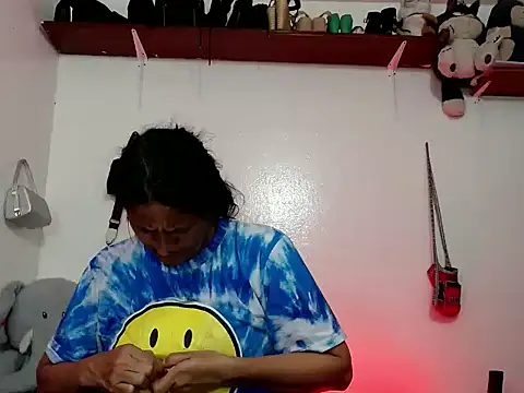 Tiff Dirty69 online show from 02/18/26, 02:40