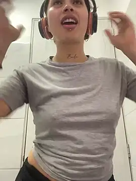 Dreana online show from 01/15/26, 02:54