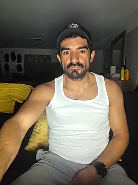 piggylatino online show from 03/26/26, 05:57