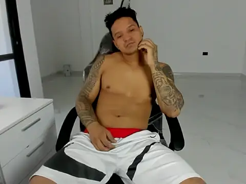 master leather online show from 03/31/26, 03:45