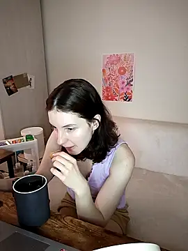 Snapshot of v_crizis324 chatting on 02/18/26, 02:24 v crizis324 online show from 02/18/26, 02:24