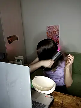 Snapshot of v_crizis324 chatting on 02/19/26, 04:25 v crizis324 online show from 02/19/26, 04:25