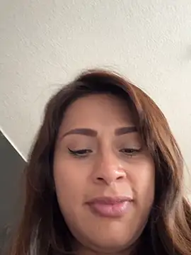 valeria absurdah online show from 12/15/25, 10:25