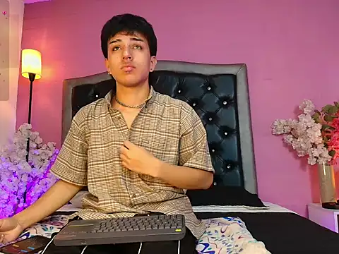 Davel Svetla online show from 11/15/25, 01:18