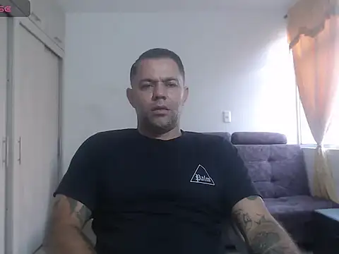 Alexander Halls online show from 11/13/25, 01:21