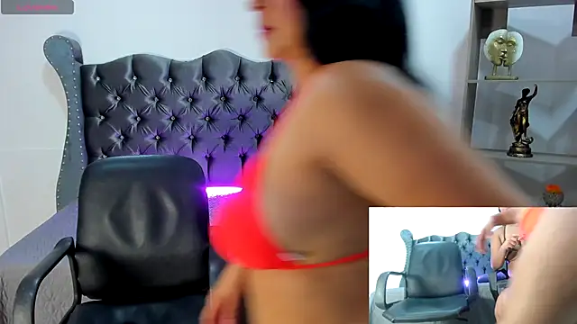 Ruby Rousee online show from 11/13/25, 06:07