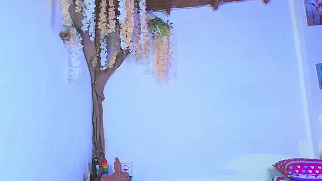 Snapshot of MISS_SAMMYROSE chatting on 05/30/26, 04:20 MISS SAMMYROSE online show from 05/30/26, 04:20